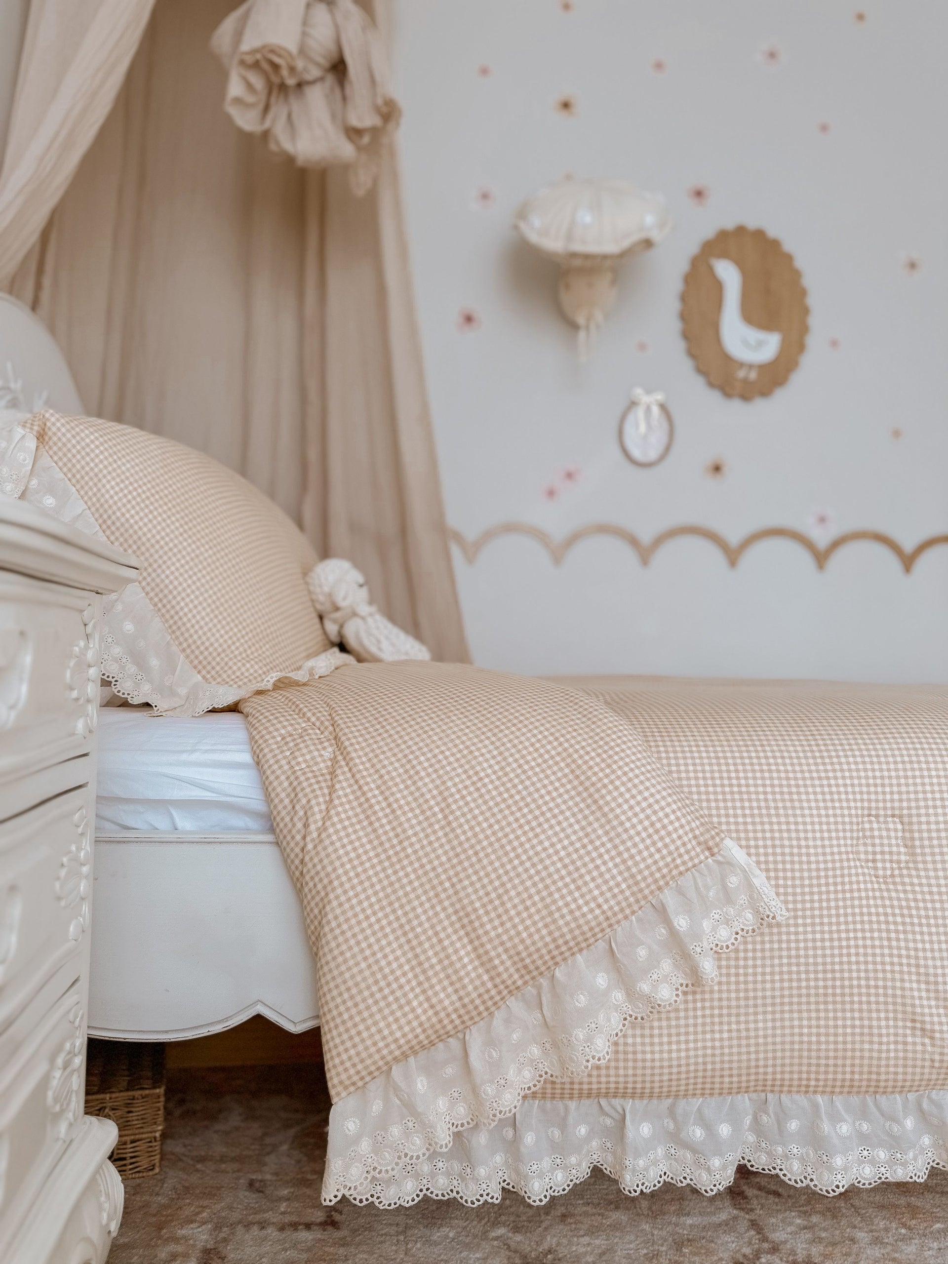 Oatmeal Gingham Quilt Set - available in Cot, Single & Double sizes