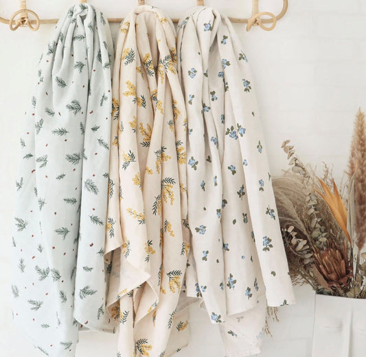 Bleuet Swaddle image 1
