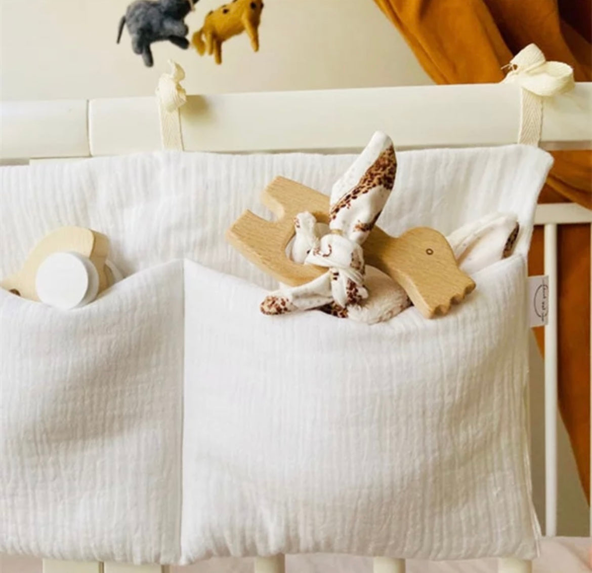 Snow White Cot Storage Organiser Pocket image 0