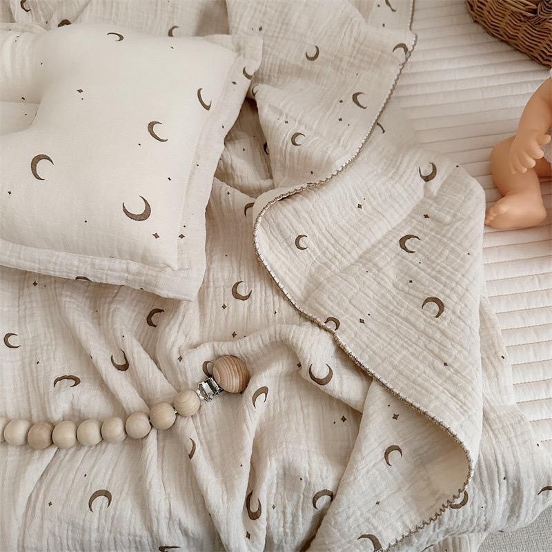Moon and Back Blanket image 0