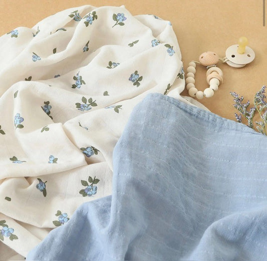 Bleuet Swaddle image 0