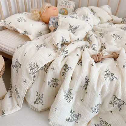 Hattie Quilt Set - Cot image